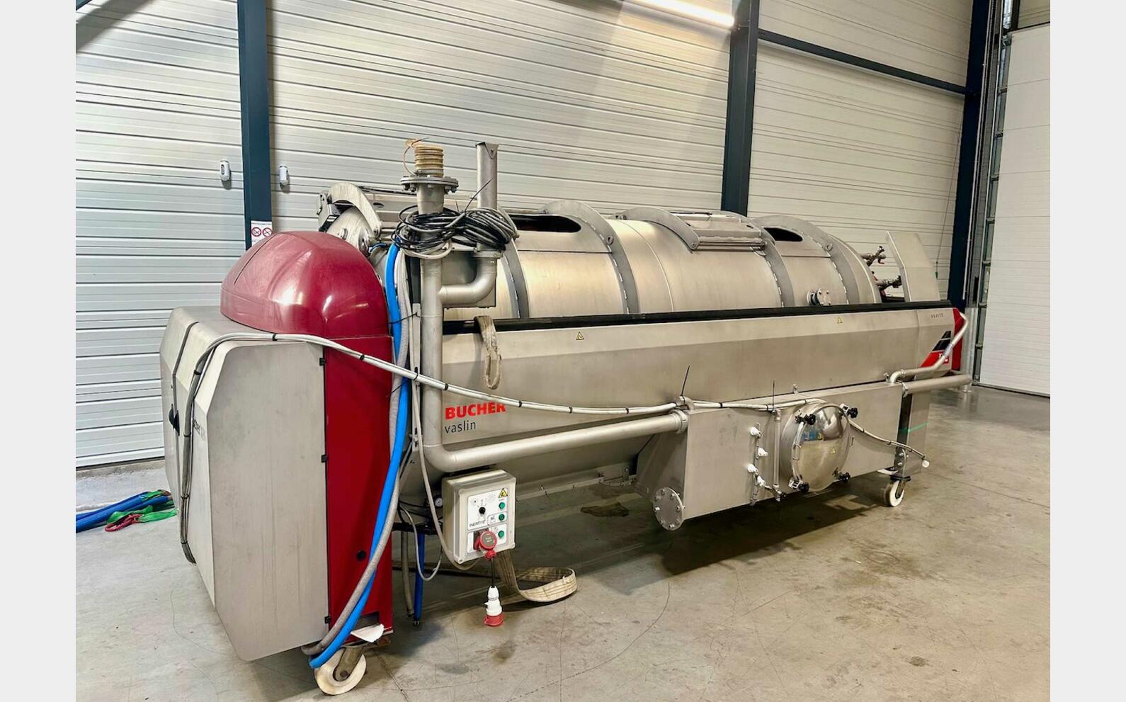 Press - XPF 62 INERTYS 62 HL (6,200 litres) BUCHER