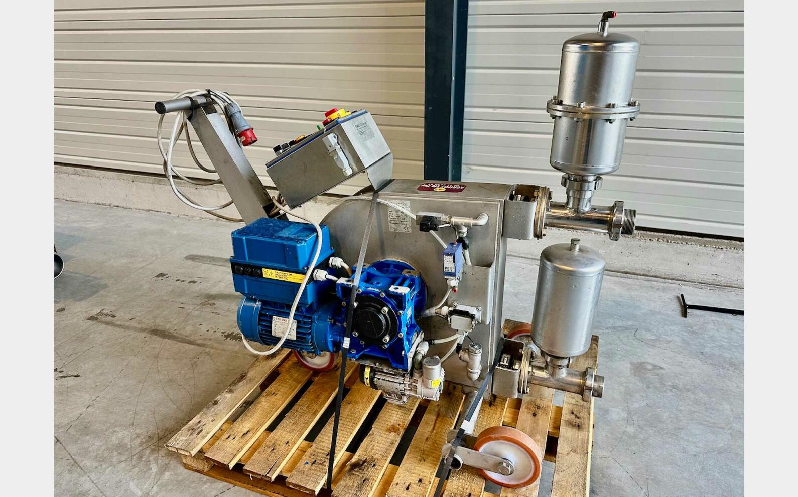 Pompe p&eacute;ristaltique - SMARTY 150 2 &agrave; 15 m3/h ENOLTECH