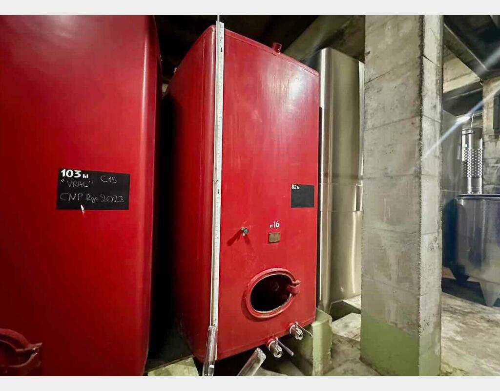 Coated steel tank - Spoon bottom