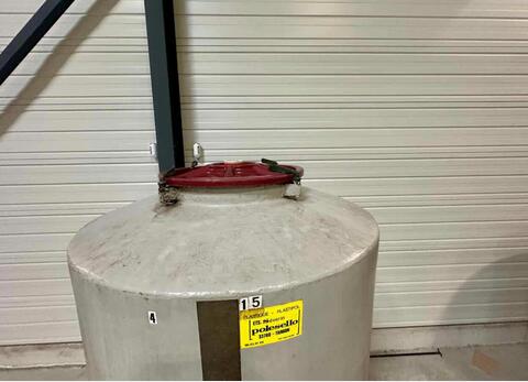 Cuve fibre de verre - Fond bomb&eacute; 15 HL (1 500 litres)