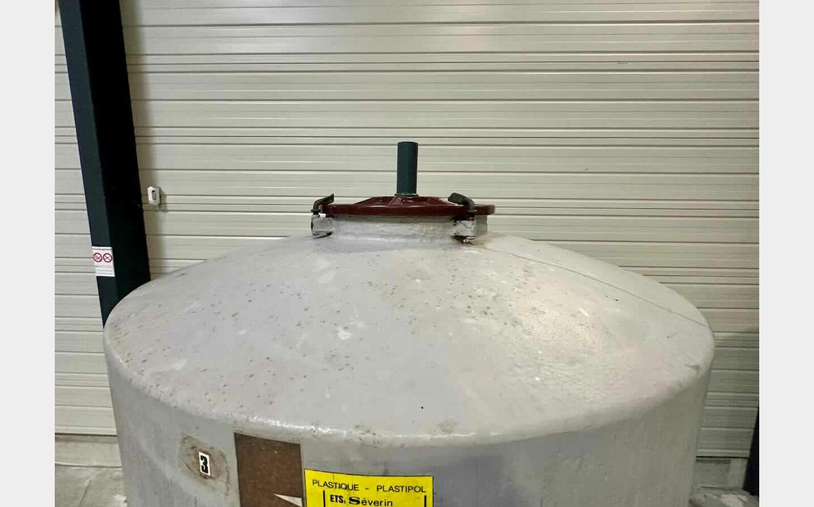 Fibreglass tank - Curved bottom  25 HL (2,500 litres)