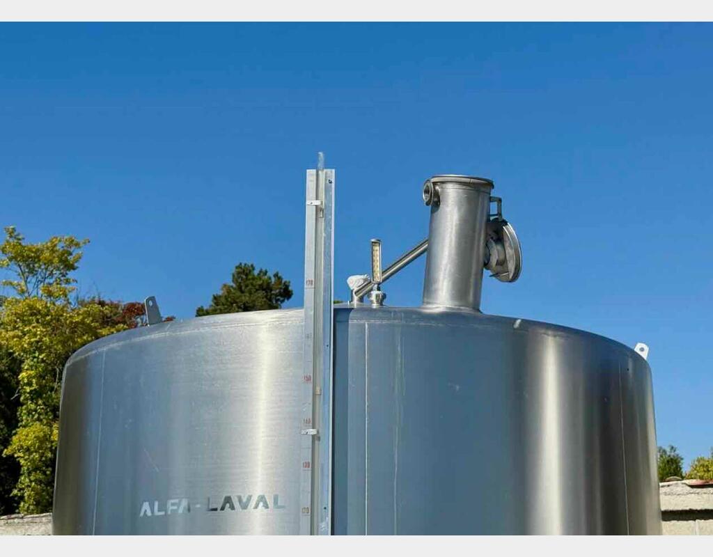 Cuve inox 316L - Thermorégulée - Fond plat incliné 2%