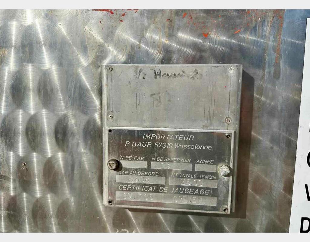 Cuve inox rectangulaire - Fond plat - Finition extérieur bouchonnée