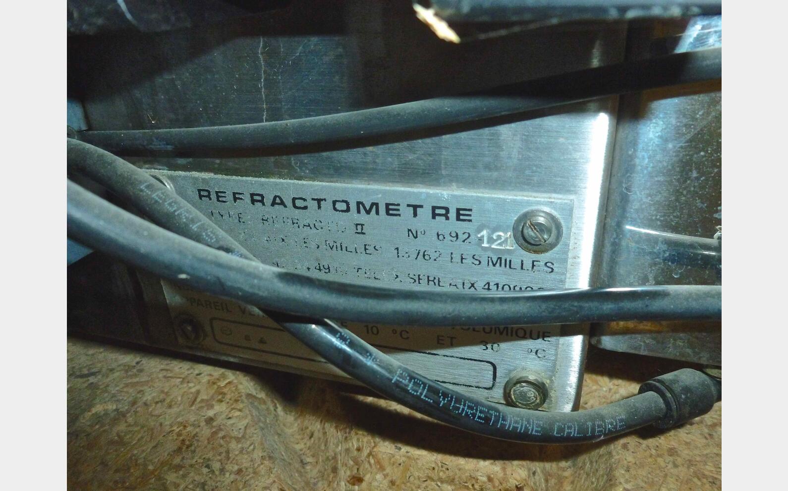 R&eacute;fractom&egrave;tre SERES Type : REFRACTO II