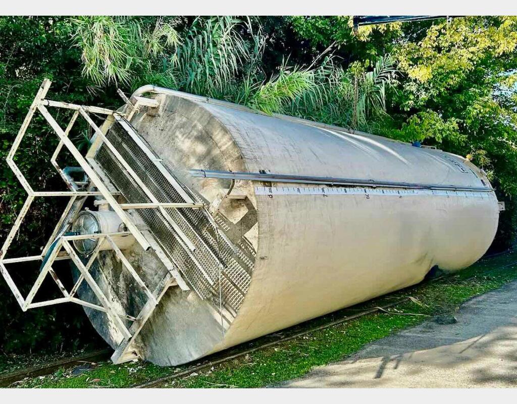 Cuve fibre fermée - Fond plat