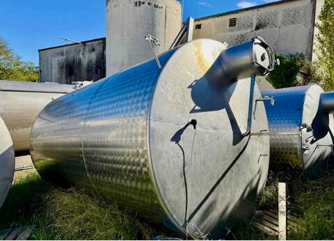 Cuve inox - Fond plat 220 HL (22 000 litres) LAGOUARDE