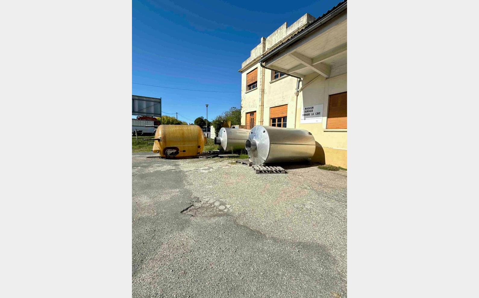 Fibre tank - On steel legs 80 HL (8,000 litres)