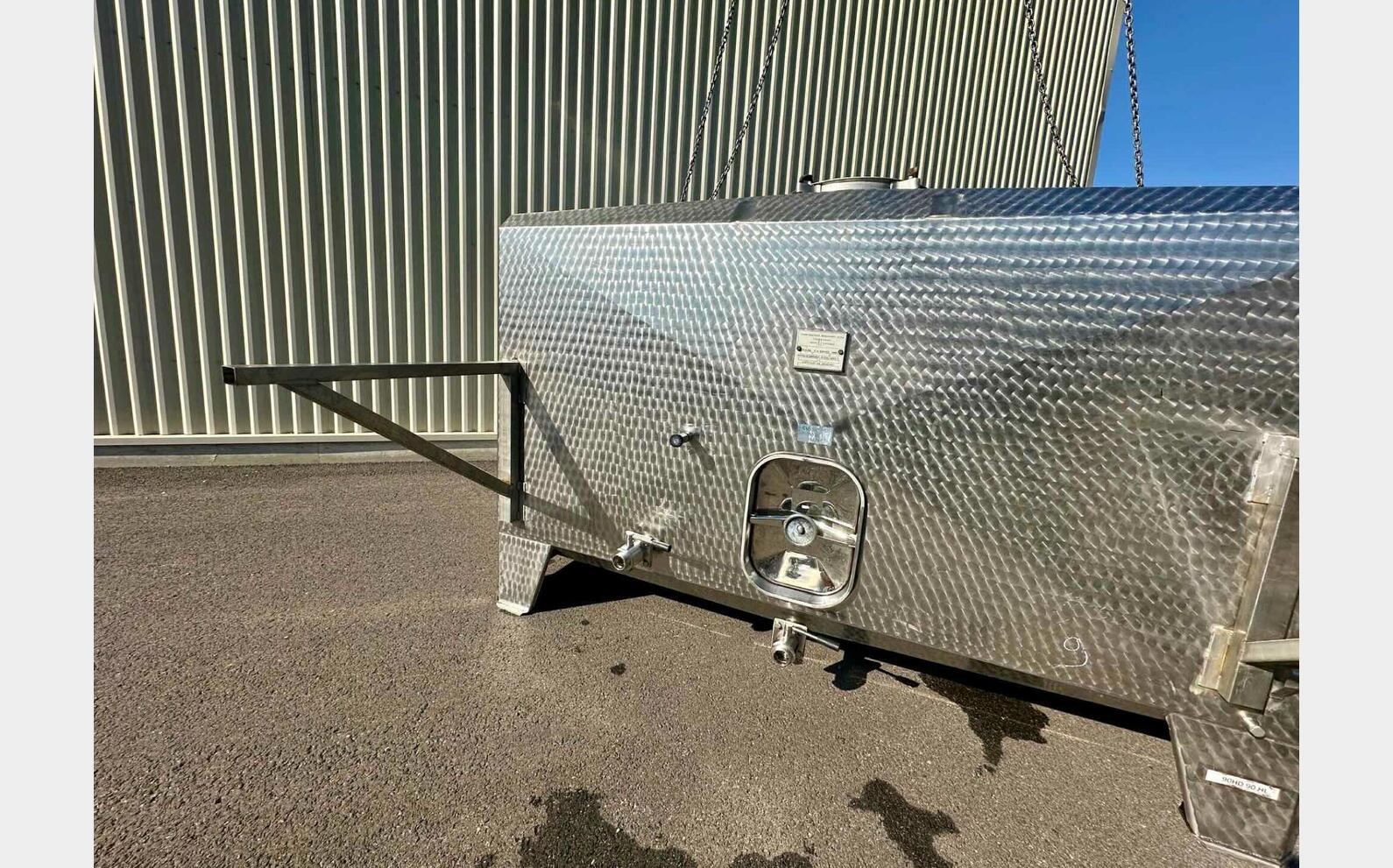 Cuve inox 304 - Superposable 90 HL (9 000 litres) MANGEARD