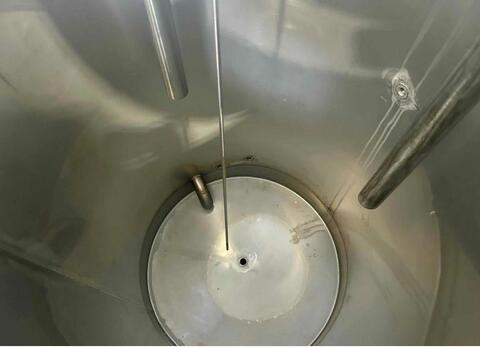 Cuve inox - Isol&eacute;e et &eacute;quip&eacute;e 6.5 HL (650 litres)
