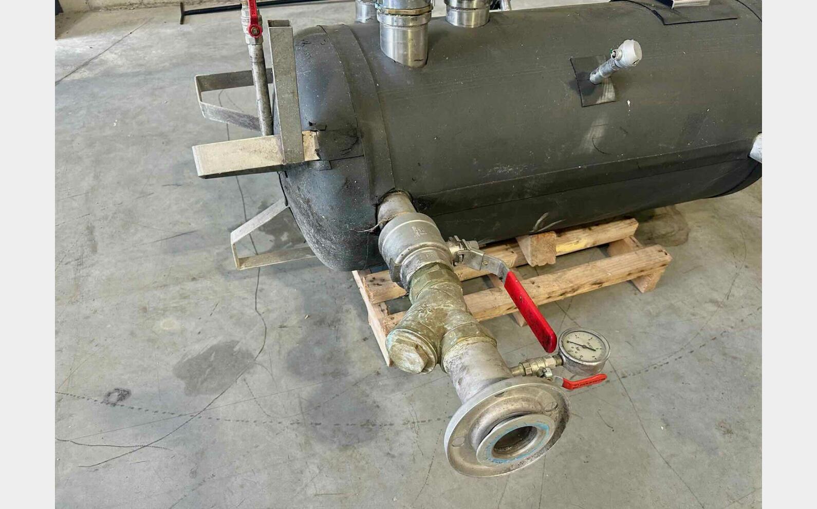  Stainless steel buffer tank 1.5 HL (150 litres)