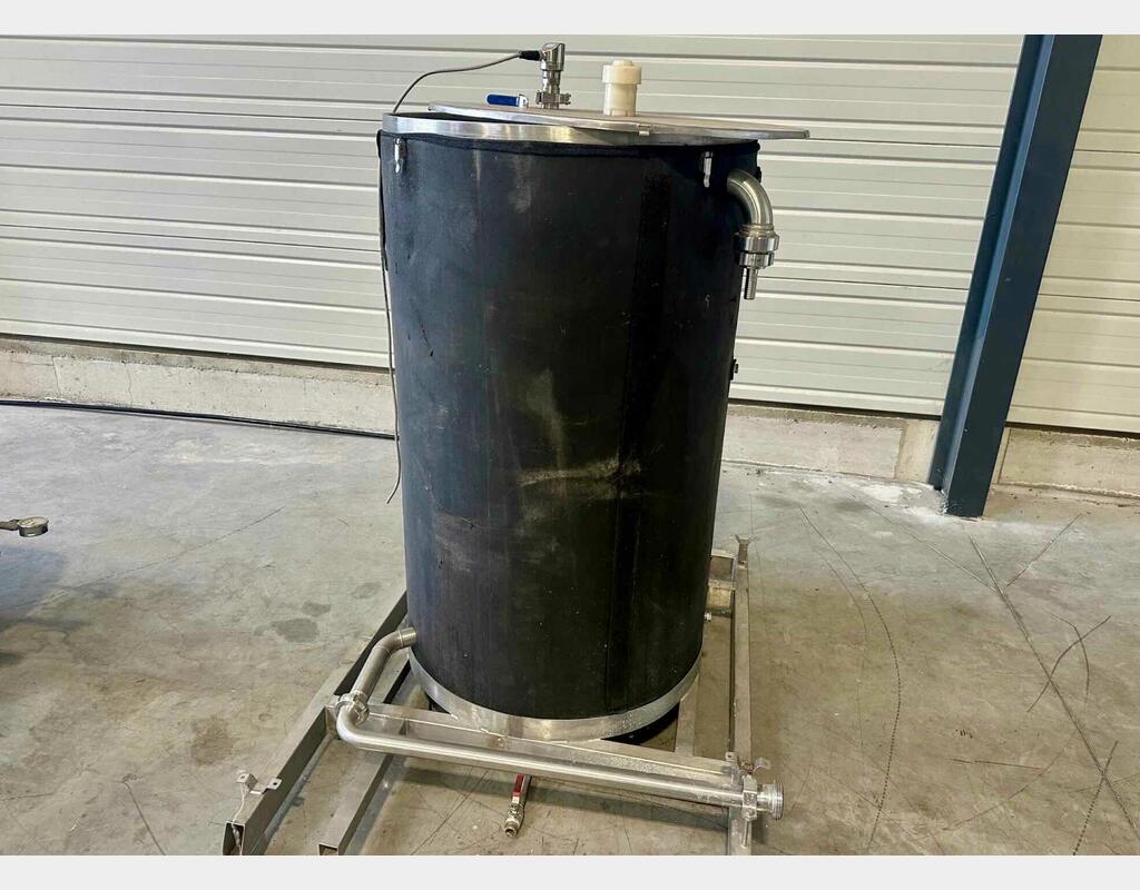 SS tank - Insulated and equipped 6.5 HL (650 liters)