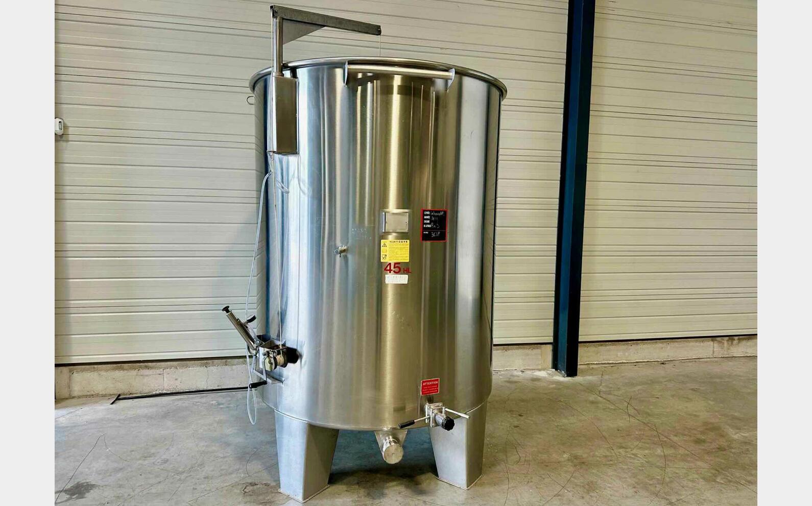Cuve inox - Chapeau flottant 45 HL (4 500 litres)