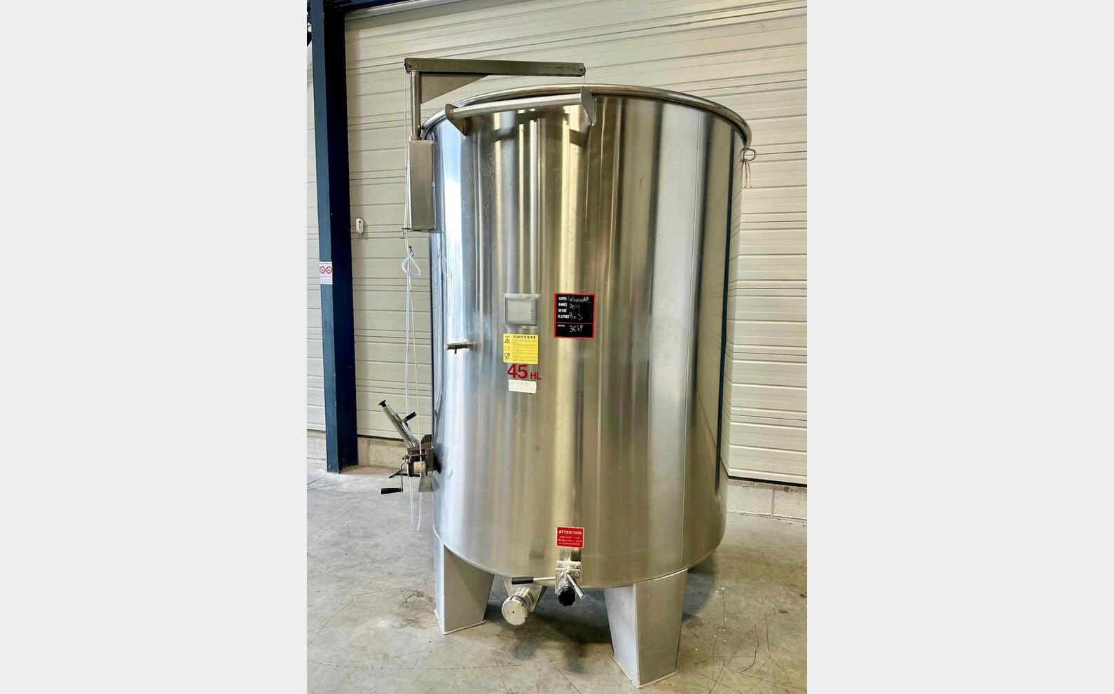 Cuve inox - Chapeau flottant 45 HL (4 500 litres)