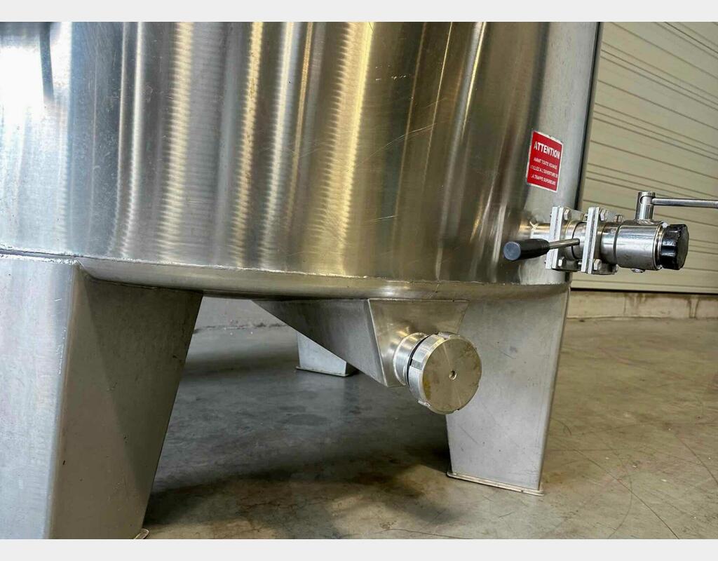 Cuve inox à chapeau flottant - Stockage Cuve inox à chapeau flottant - Stockage