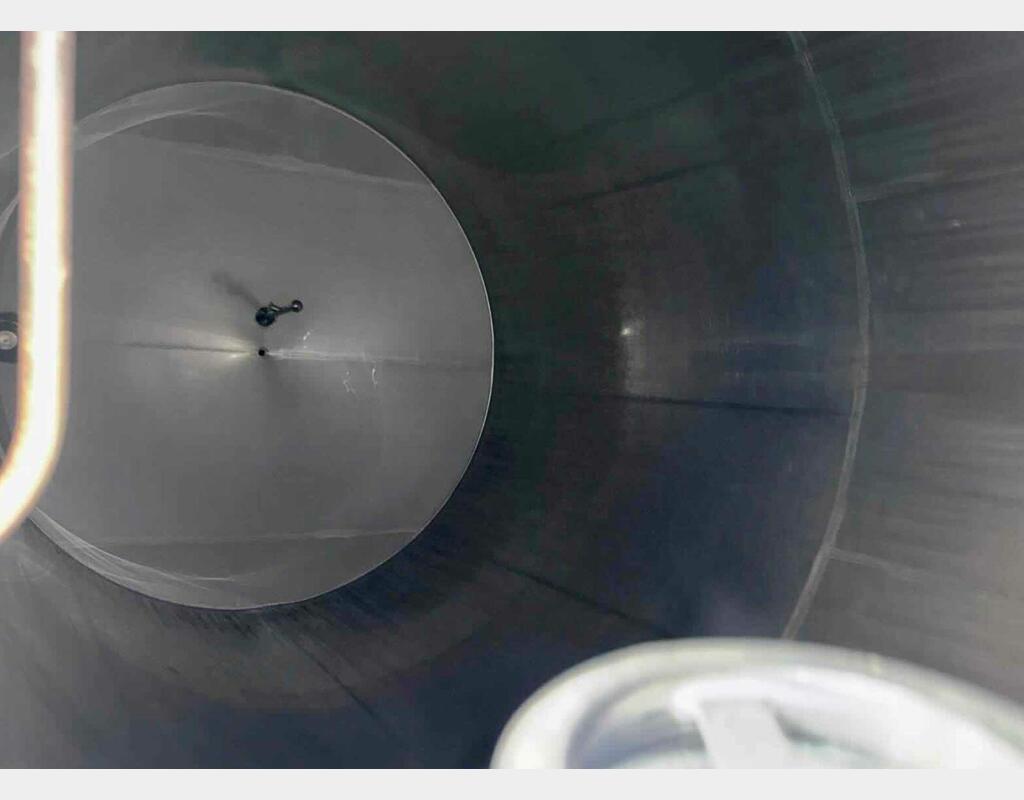 Cuve inox - Fond plat Cuve inox - Fond plat