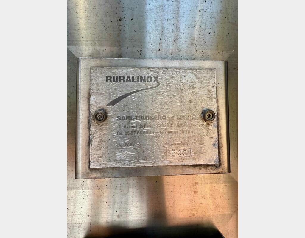 Cuve inox - Fond plat Cuve inox - Fond plat