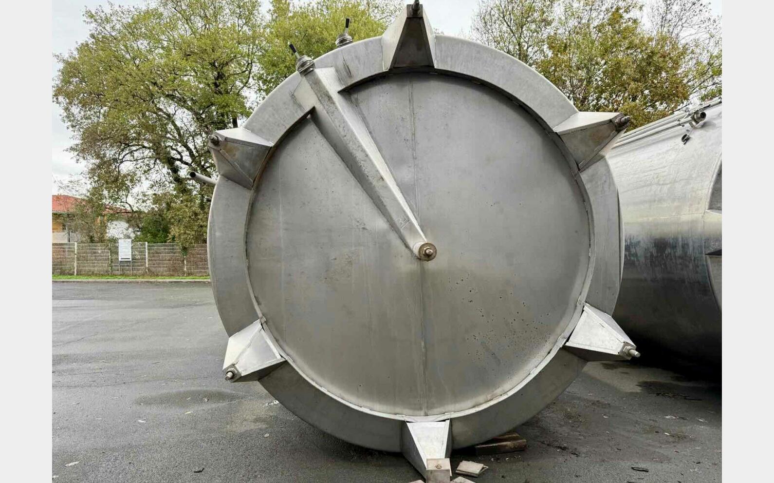 Ss tank - Conical bottom 298 HL (29,800 litres) RURALINOX