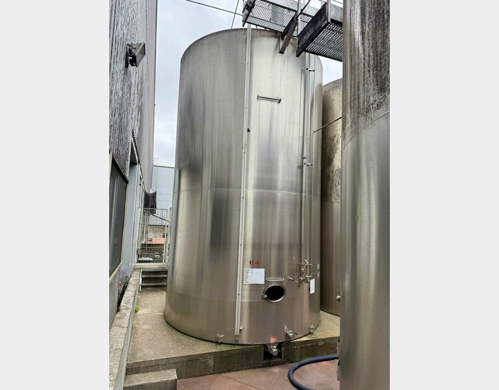 Cuve inox - Fond plat Cuve inox - Fond plat