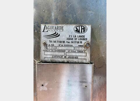 Ss tank - Brushed exterior finish 801 HL (80,100 litres)