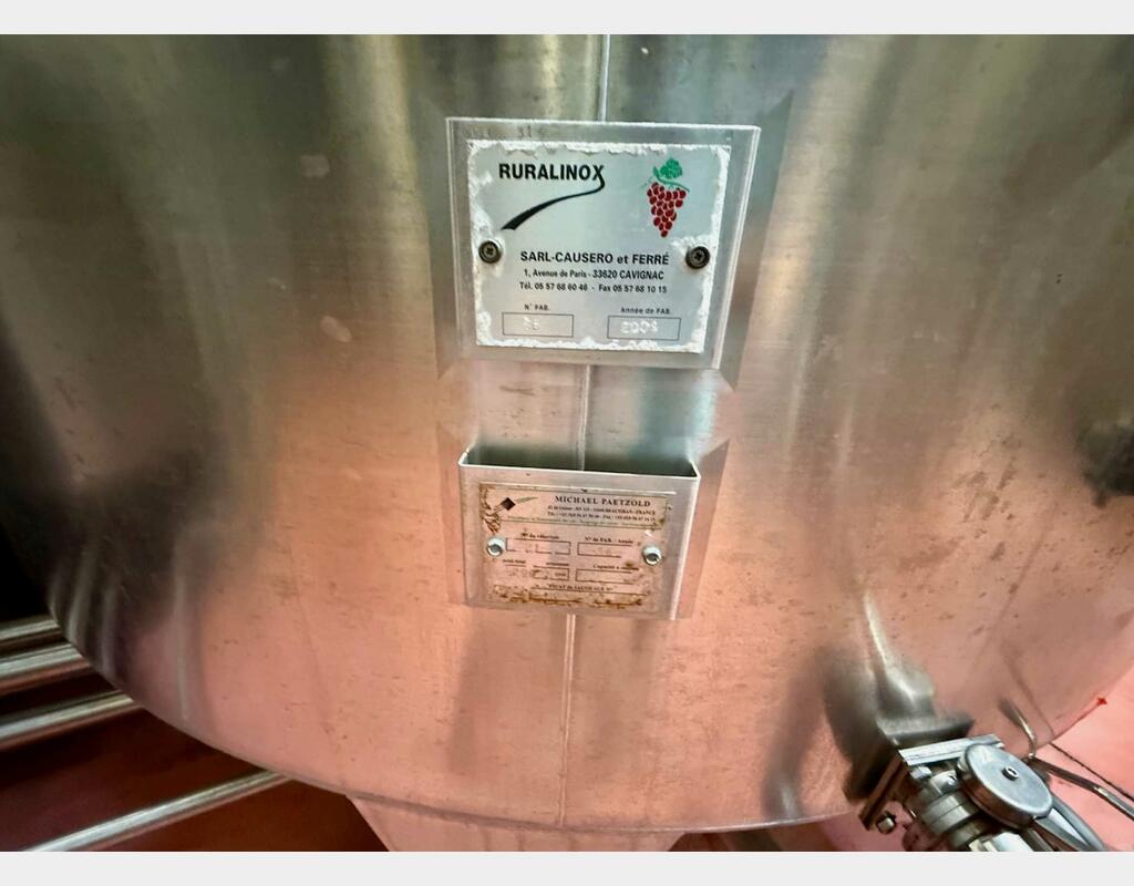 Cuve inox - Fond conique sur pieds Cuve inox - Fond conique sur pieds