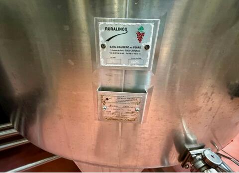 Stainless steel tank - Conical bottom on legs