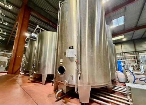 Stainless steel tank - Flat bottom on legs