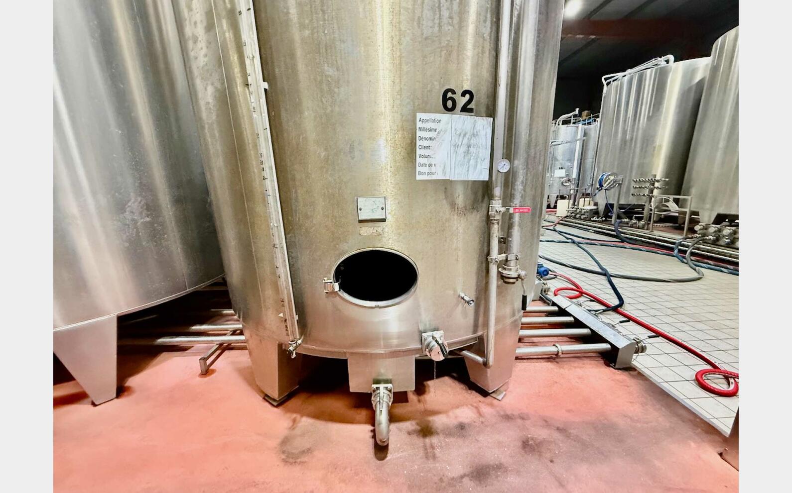 Stainless steel tank - Flat bottom 258 HL (25,800 litres)