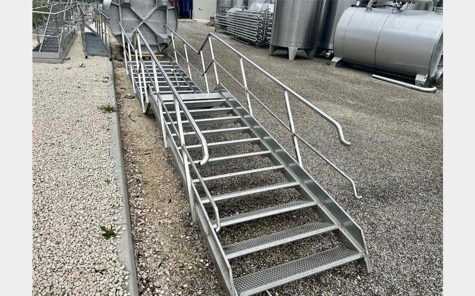 Escalier inox