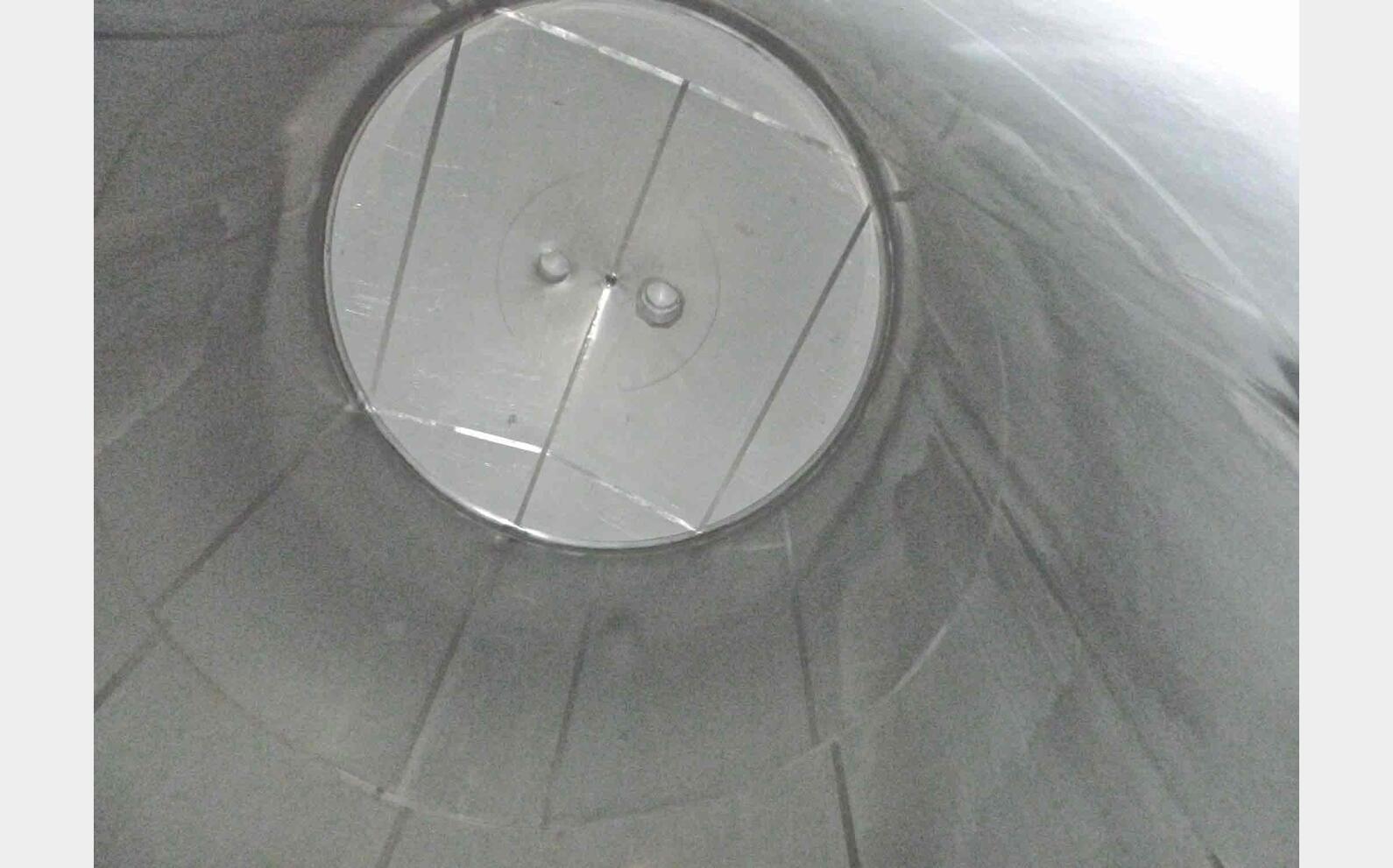 Cuve inox cylindrique verticale