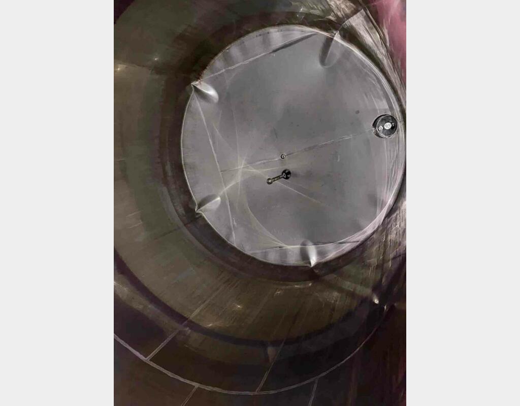 Stainless steel tank - Flat bottom Stainless steel tank - Flat bottom