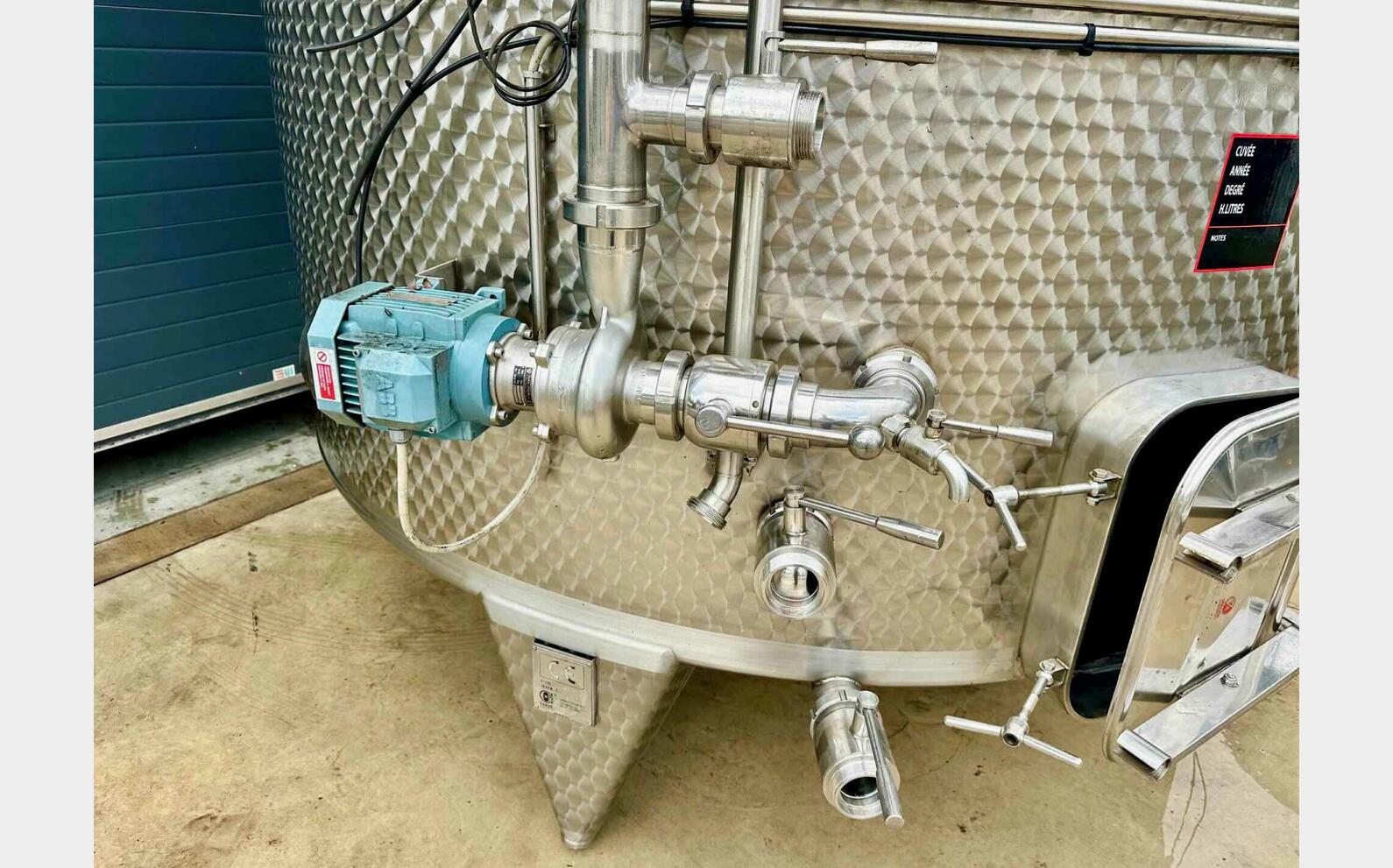 Cuve inox - Fond conique 190 HL (19 000 litres) GIMAR