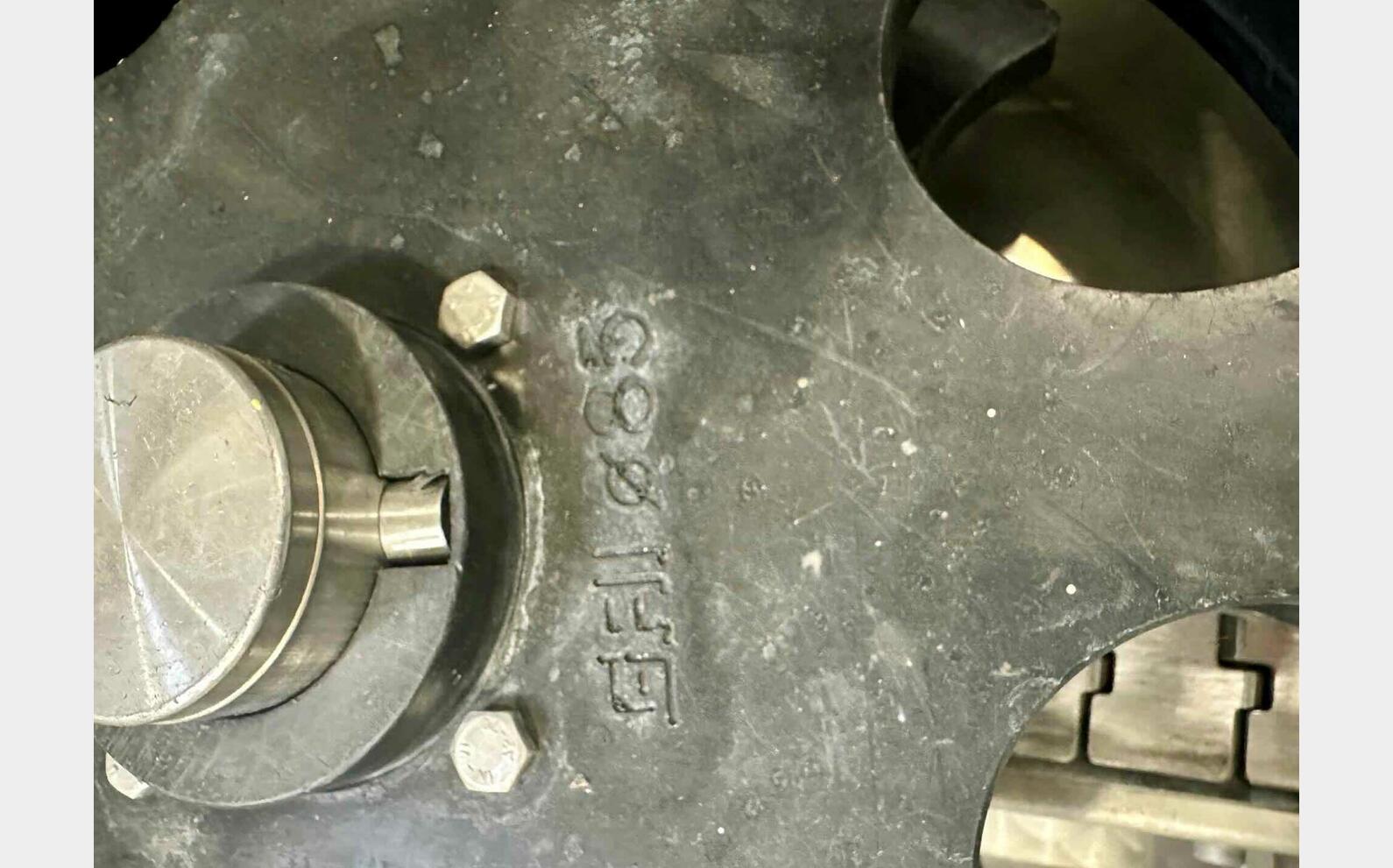 Tireuse boucheuse - 12 becs Ann&eacute;e 2000 GAI