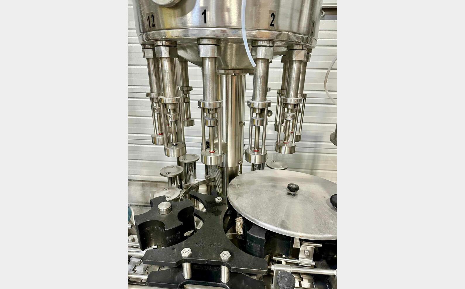 Bottling machine - 2510 Year 2000 GAI
