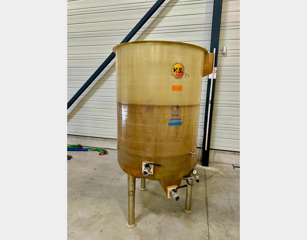 Cuve en fibre de verre - Chapeau flottant