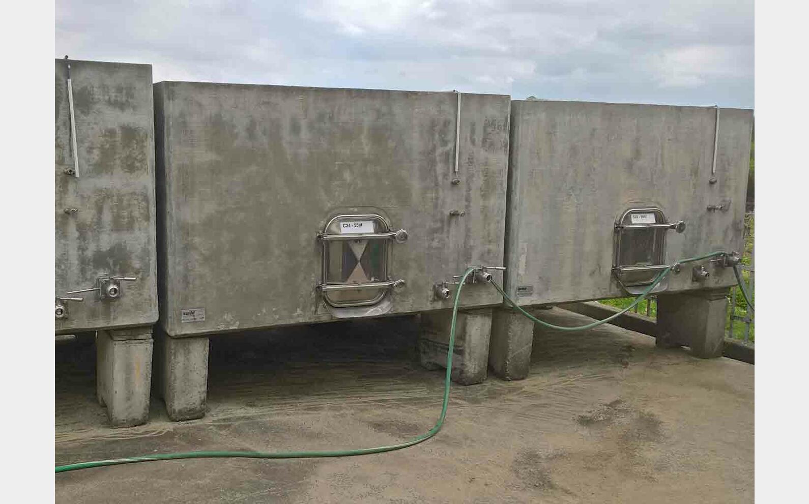 Cuve b&eacute;ton de 55 hls