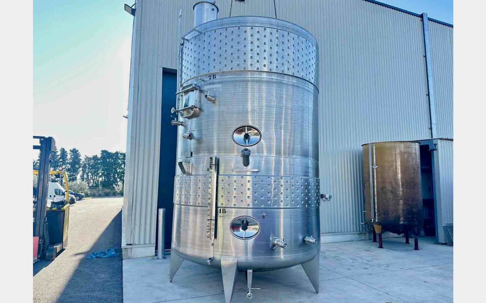 Cuve inox - Thermor&eacute;gul&eacute;e 94 + 104 = 198 HL (19 800 litres) DEFRANCESCHI