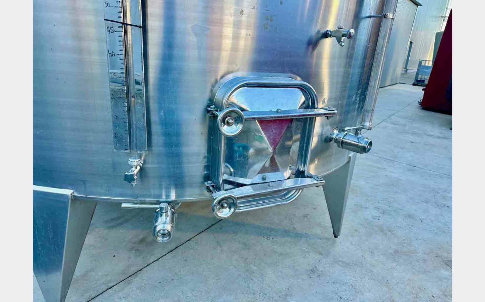 Ss tank - Conical bottom 220 HL (22,000 liters) DEFRANCESCHI