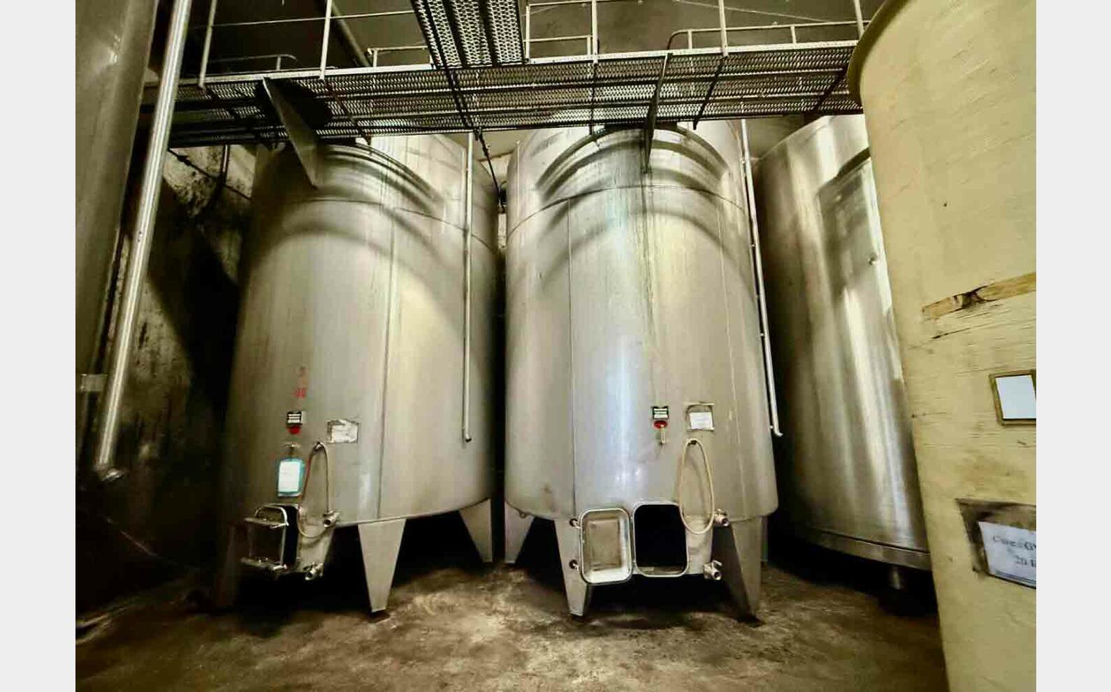 Ss tank - Temperature controlled 300 HL (30,000 litres) DABRIGEON