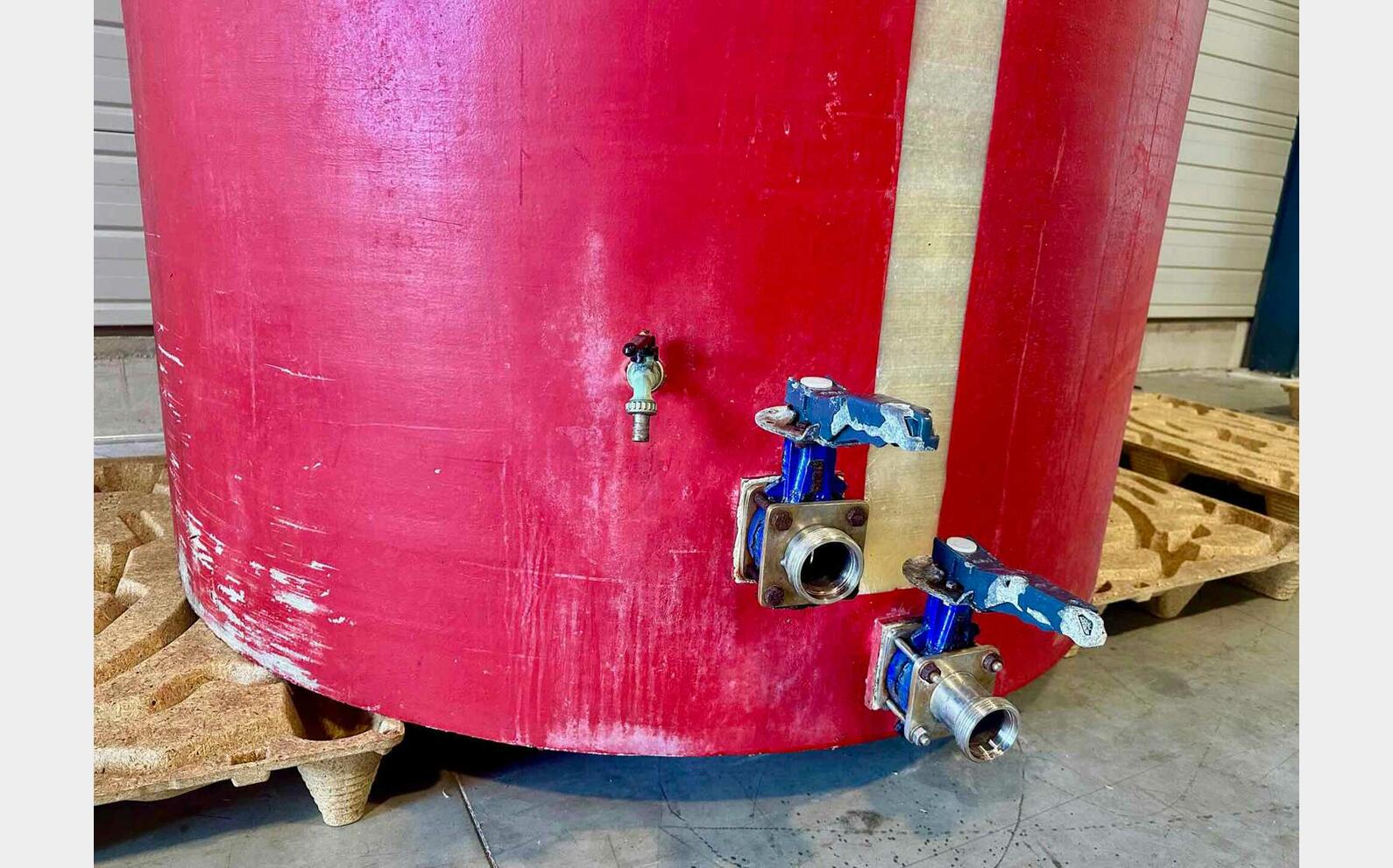 Fibreglass tank - Floating lid 45 HL (4,500 litres)
