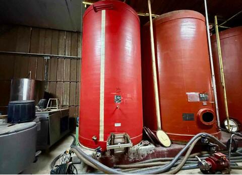 Fibreglass tank - Flat bottom with skid