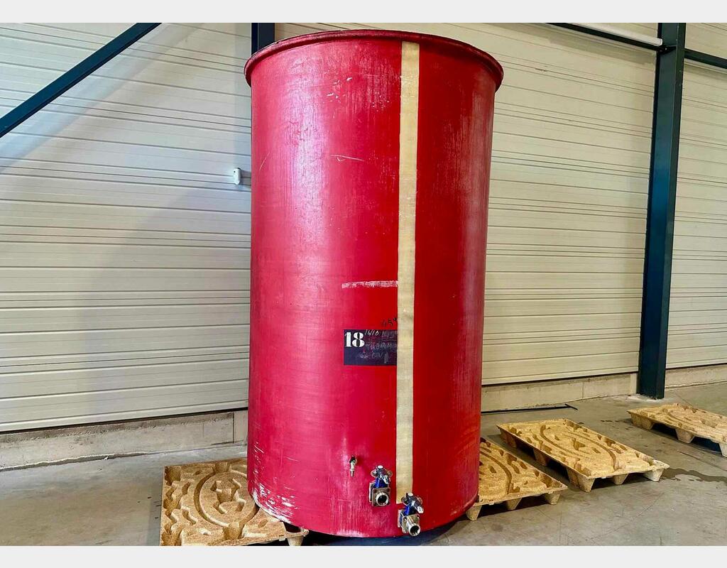 Fibreglass tank - Floating lid 45 HL (4,500 litres)