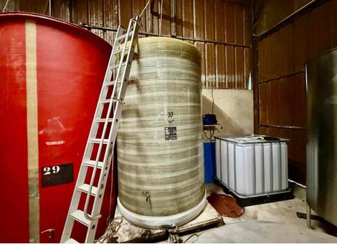 Fibreglass tank - Floating lid - Flat bottom with baffle