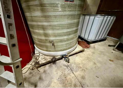 Fibreglass tank - Floating lid - Flat bottom with baffle