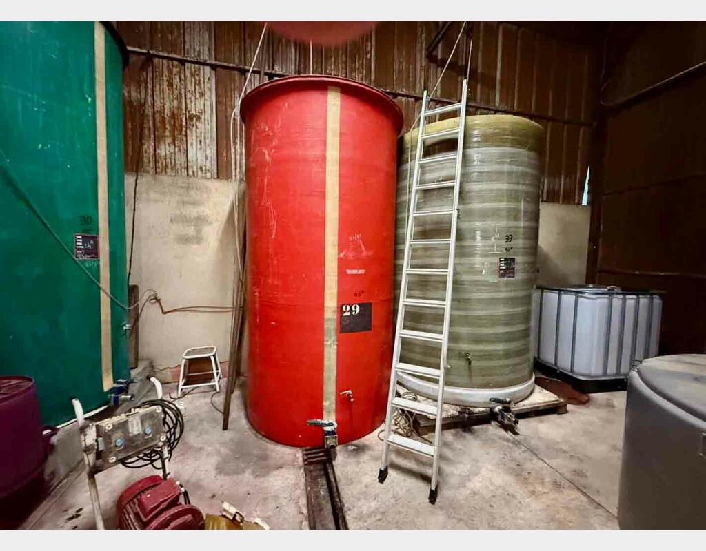 Fibreglass tank - Floating lid - Flat bottom