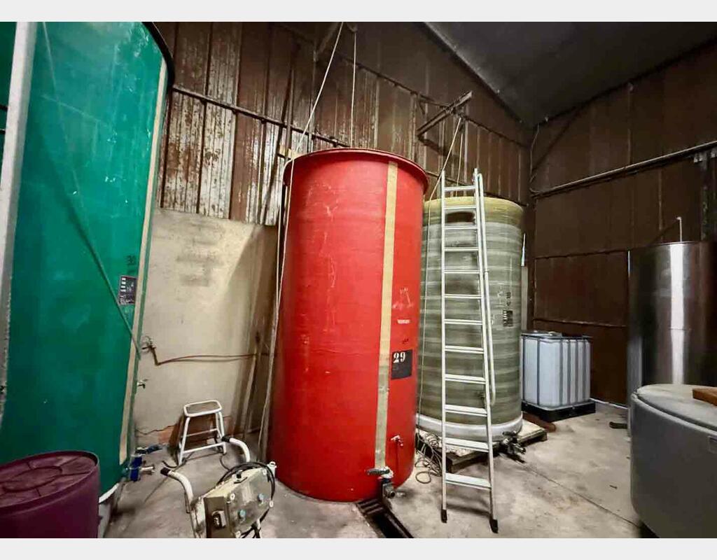 Fibreglass tank - Floating lid - Flat bottom