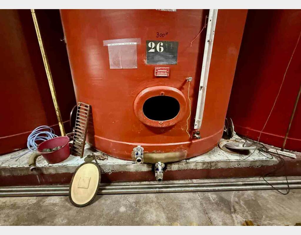 Fibreglass tank - Flat bottom with skid