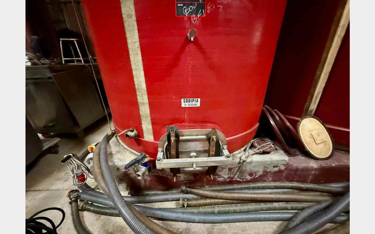 Fibreglass tank - Flat bottom 115 HL (11,500 litres) SODIPIA