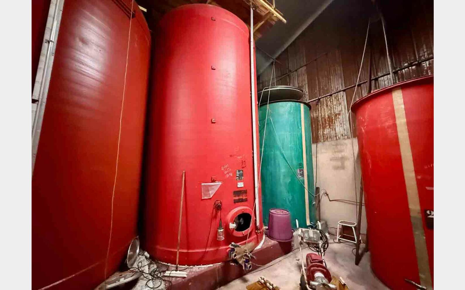 Fibreglass tank - Flat bottom 225 hl (22,500 litres) SODIPIA