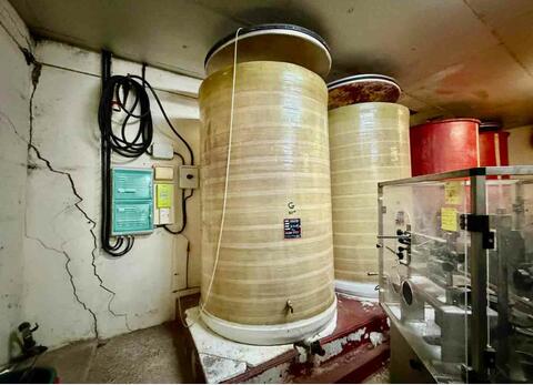 Fibreglass tank - Floating lid - Flat bottom with baffle