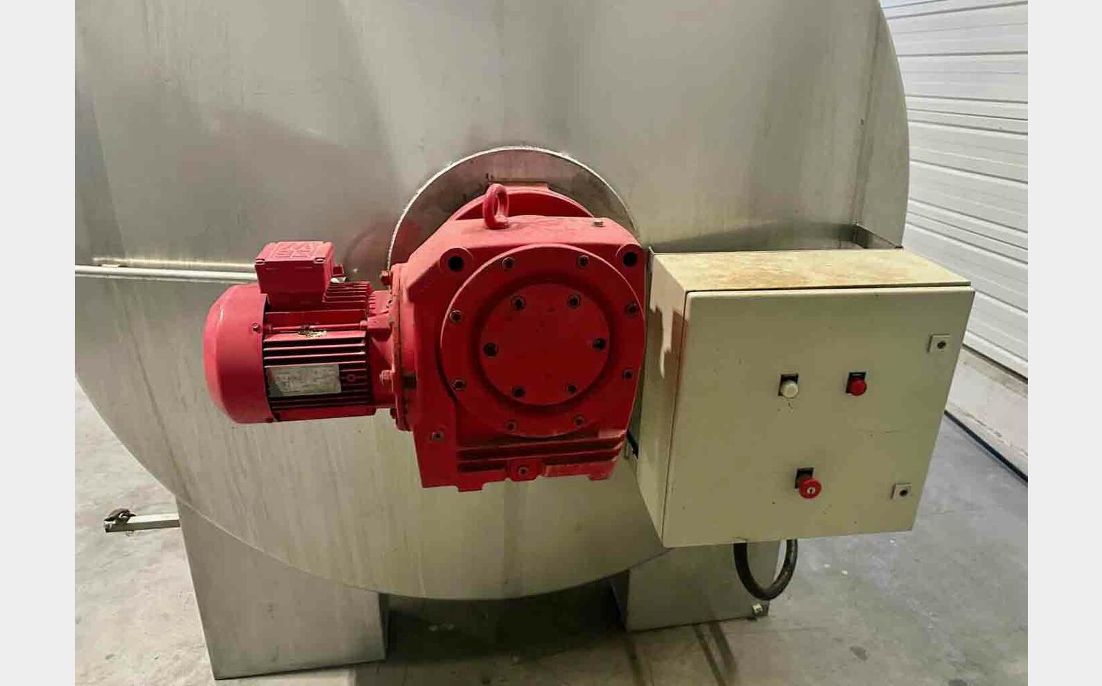 316L ss tank - ROTOMATIC 58 HL (5,800 litres) 3C